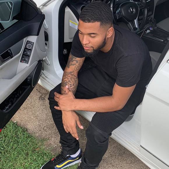 Meet the Posher Other - Meet your Posher, Devan